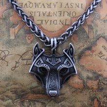 Beautiful Wolf Head Necklace
