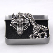Beautiful Wolf Head Necklace