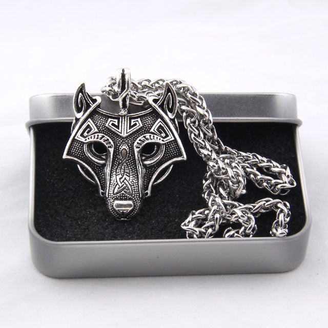 Beautiful Wolf Head Necklace