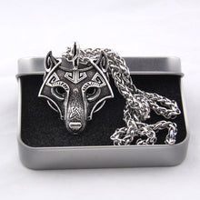 Beautiful Wolf Head Necklace