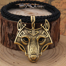 Beautiful Wolf Head Necklace